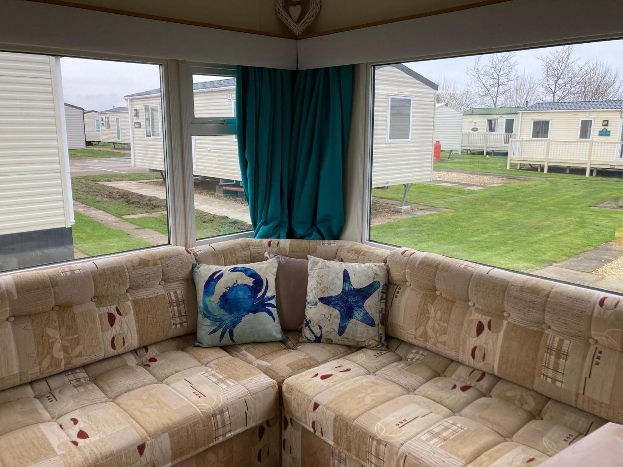 Pet Friendly Holiday Home On Golden Palm Skegness Eksteriør billede