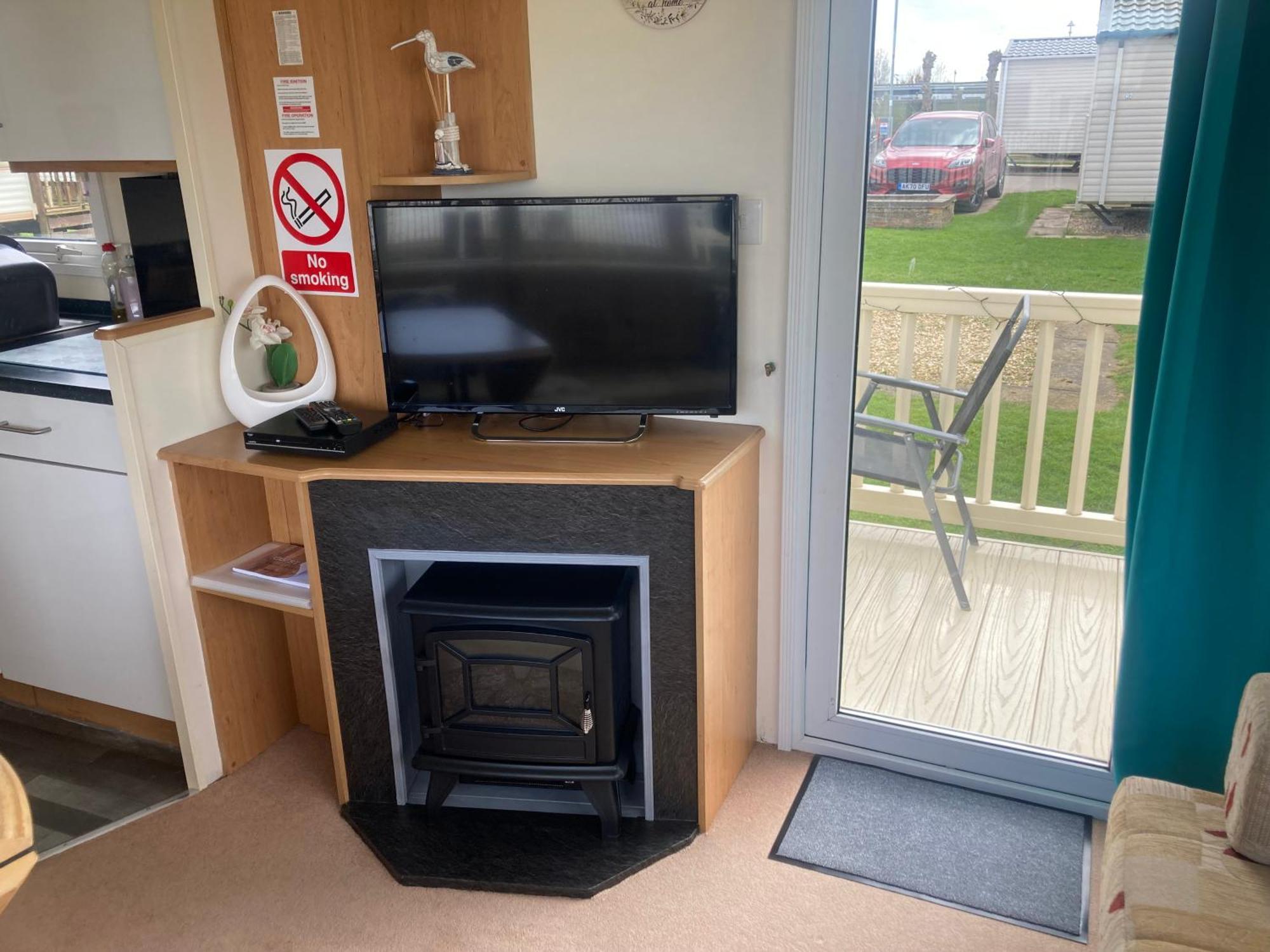 Pet Friendly Holiday Home On Golden Palm Skegness Eksteriør billede